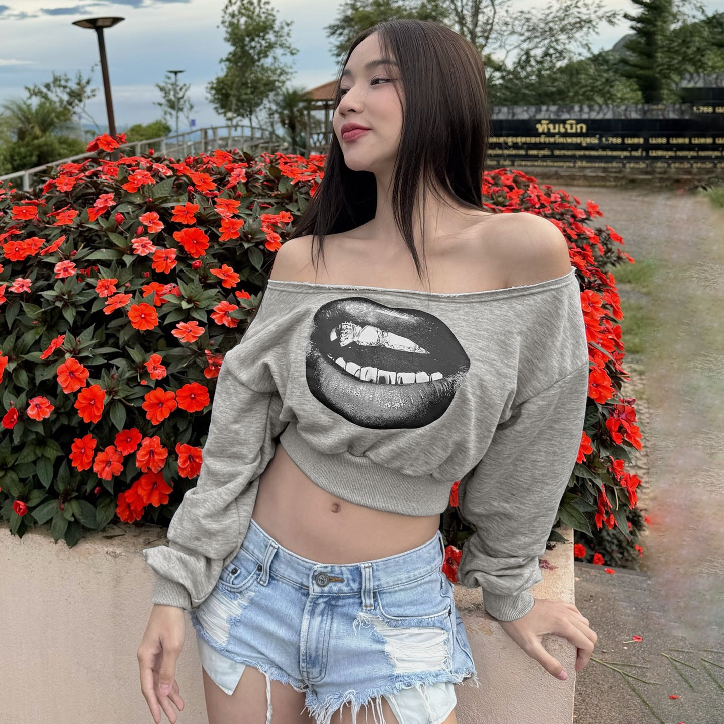 Trendy Spicy Girl One-Shoulder Sweatshirt Big Mouth Print Personality Casual Style Waist-Cinching Belly-Baring Short Long Sleeve Women's Top